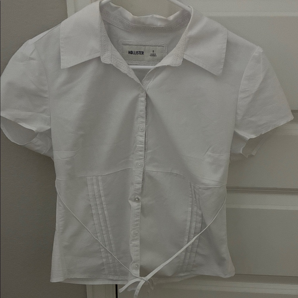 Hollister White Short Sleeve Blouse with Tie Detail